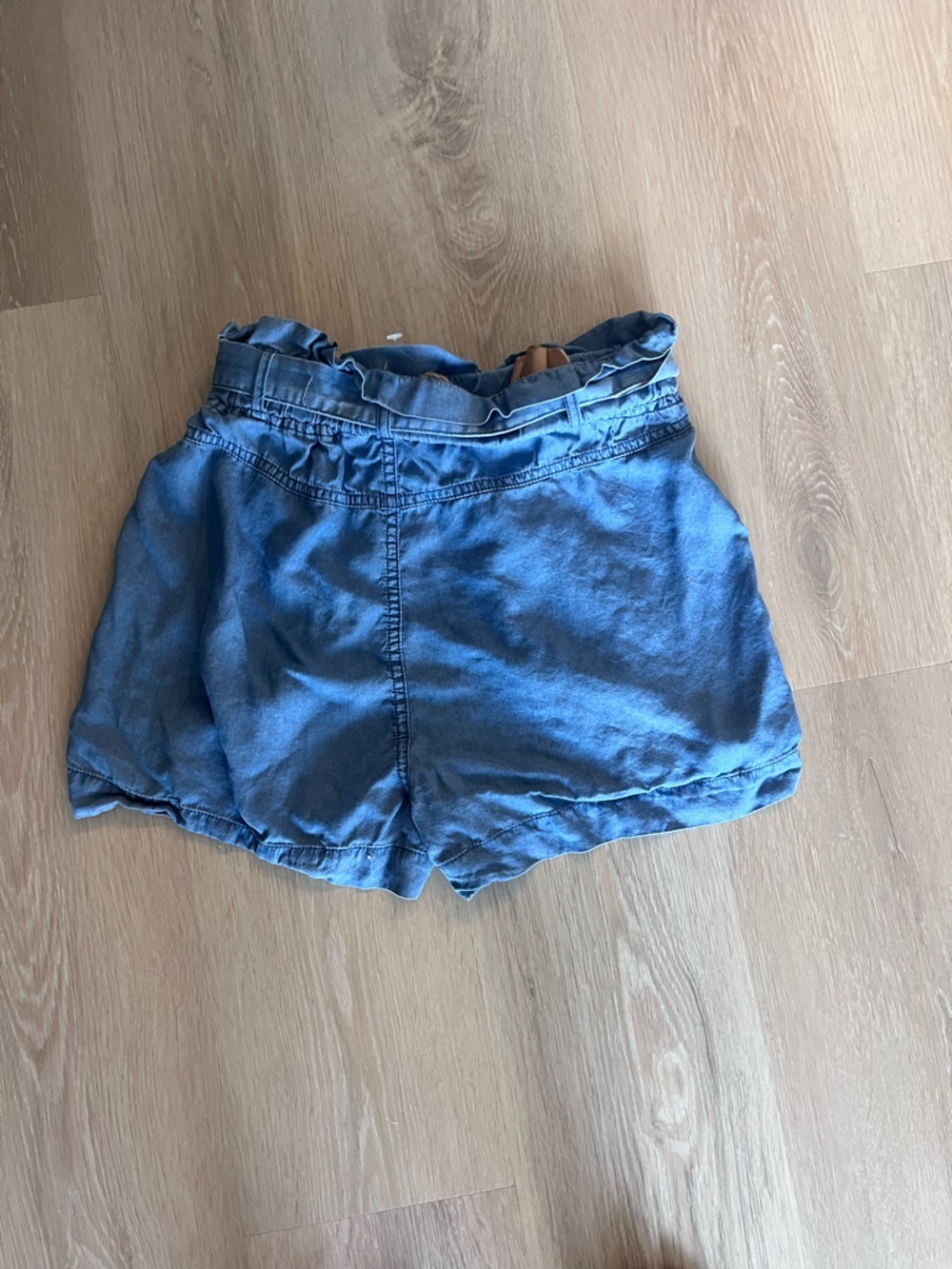 Thread and Supply High Waisted Paper Bag Shorts - Picture 3 of 4